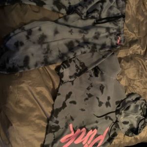 VICTORIAS SECRET SWEATSUIT SIZE MEDIUM